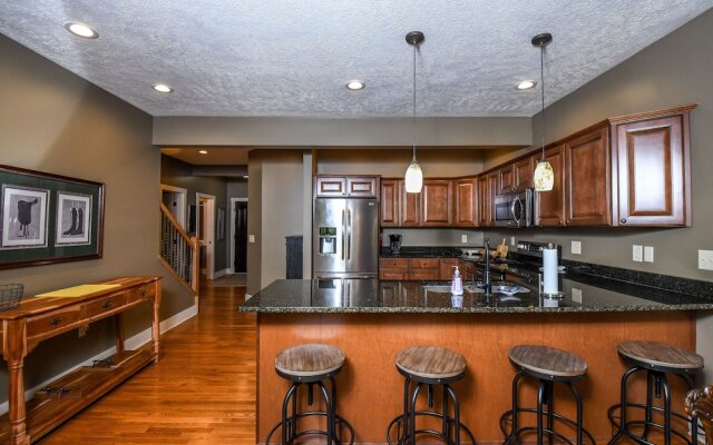 Valhalla on Mystic Creek