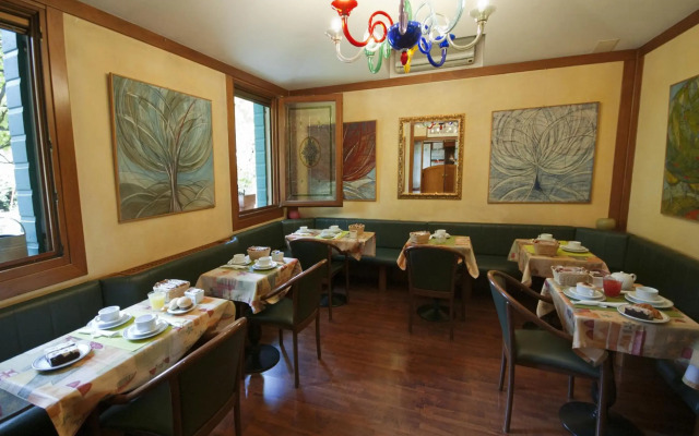 Antica Villa Graziella Hotel