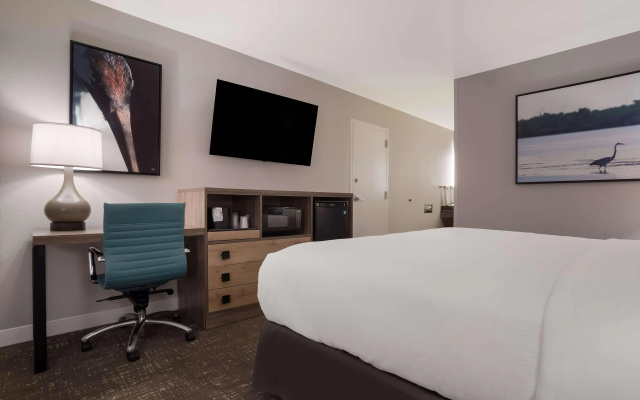 Best Western Flagship Inn