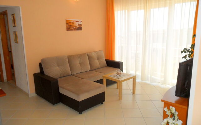 Apartments Pera