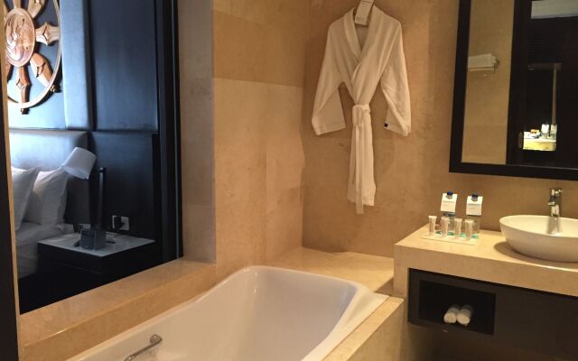 Le Meridien Paro, Riverfront