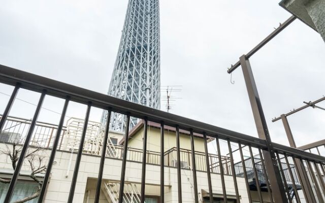 ZAITO Tokyo Oshiage Economy Inn