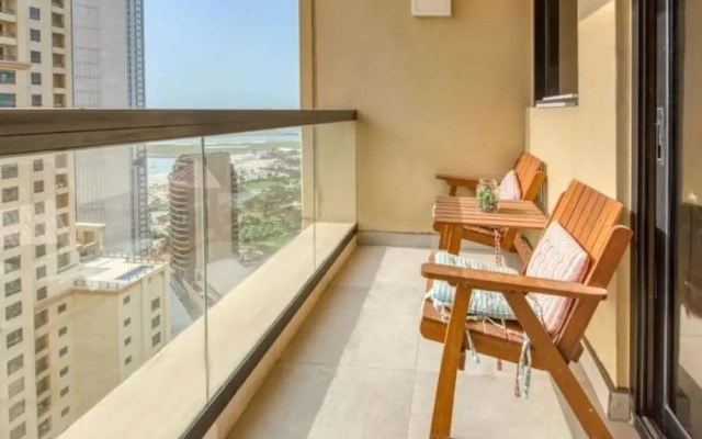 Large 4 Bedroom Sea View Jbr