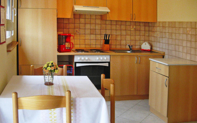Apartment in Vir with a barbecue