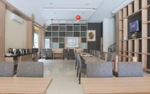 Miracle Hotel Manado