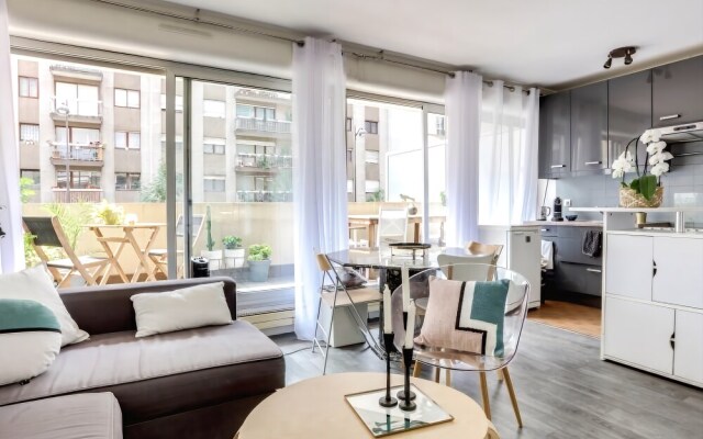 2 people apartment terrace by Weekome
