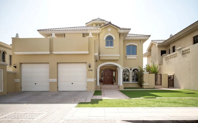 The Palm Jumeirah Villas - Frond O