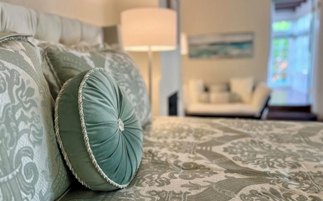 French Quarter Lanaux Mansion B & B