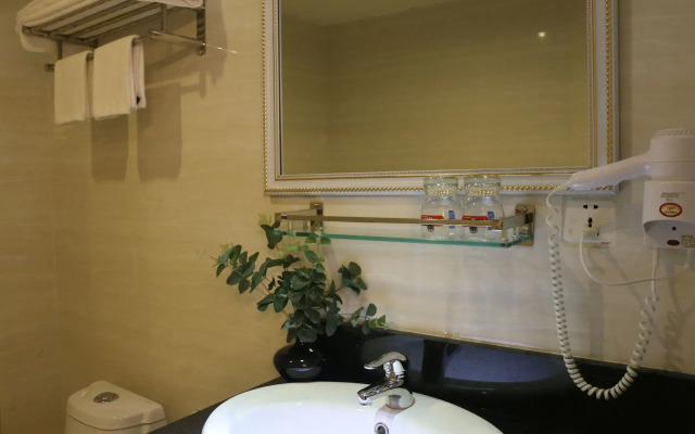 You Eng Hotel