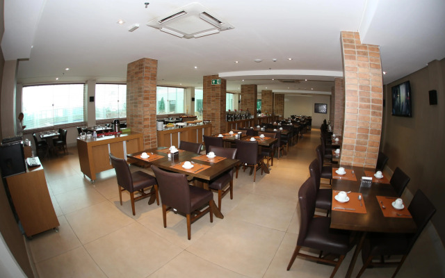 Real Classic Bahia Hotel