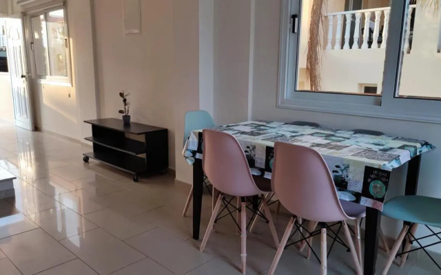 Lovely holiday home,Kapparis,2 swimming pools,Wifi