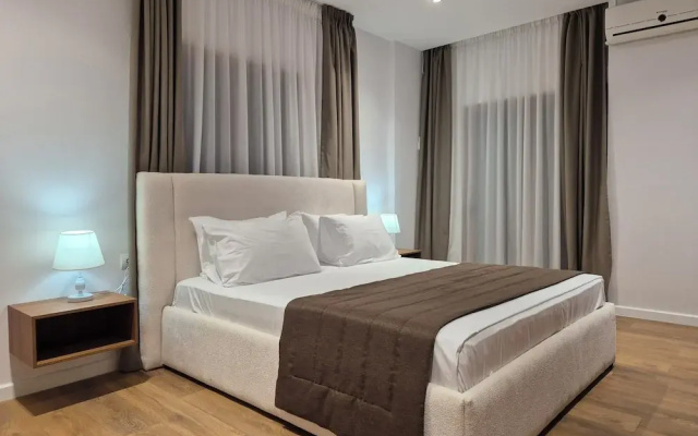 ORCHIDS Hotel