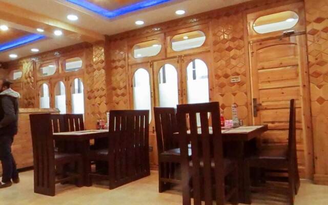 Paradise Hotel And Restaurant