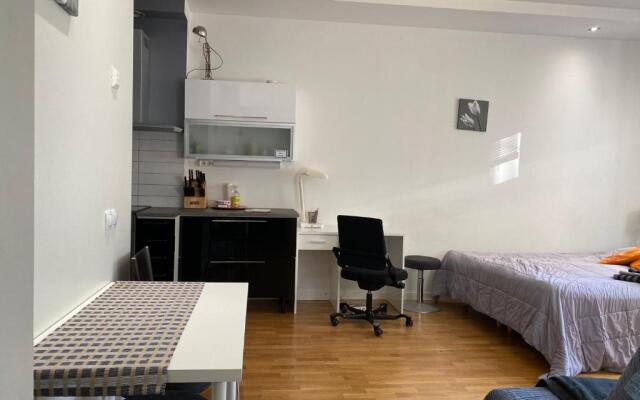 Big studio close to center with WiFi
