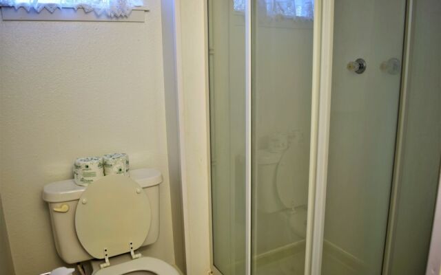 Beach House - Two Bedroom Home