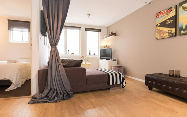 Nieuwezijds Apartments