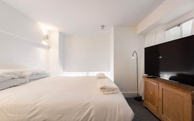 2x Bedroom flat in London