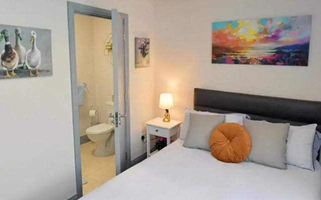 Pier House Room 1