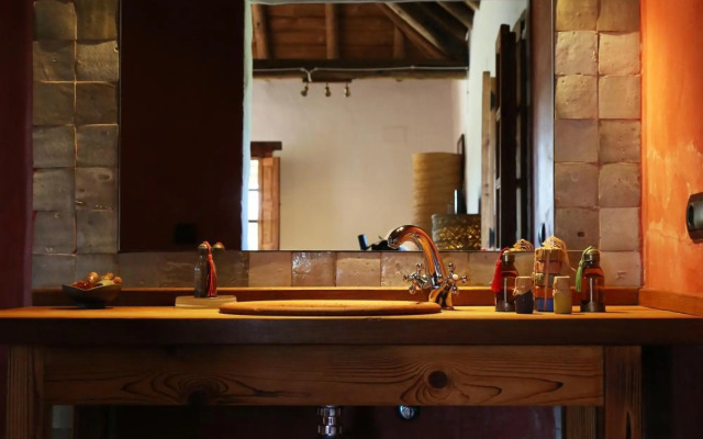 Ardea Purpurea Lodge