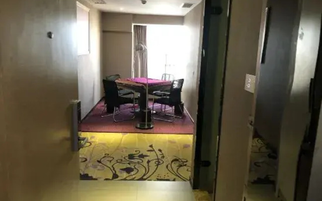 Lifeng Hotel (Guiyang Huaguoyuan Fortune plaza)