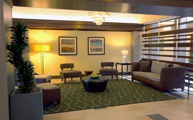 Embassy Suites by Hilton Dallas Market Center