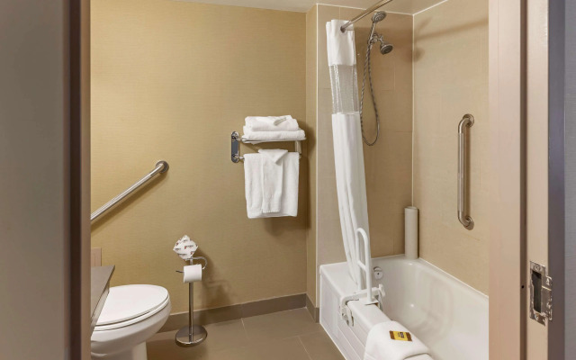 Best Western Plus Leamington Hotel & Conference Centre
