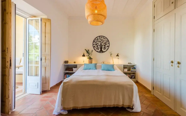Casa Omlandia With Pool - Lagos Old Town