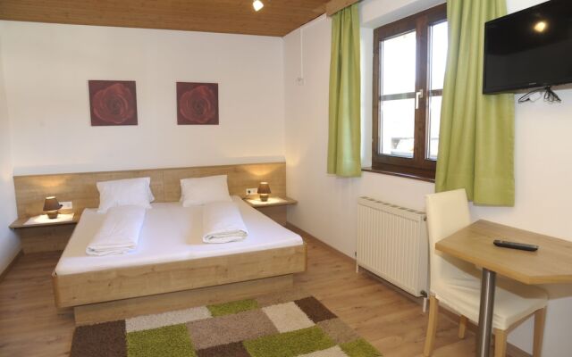 Landhaus & Haus Rustika