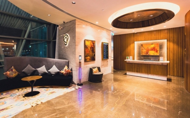 080 Transit Hotel T-1