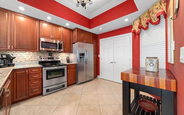 Seaspray East 1023- Gulf Front