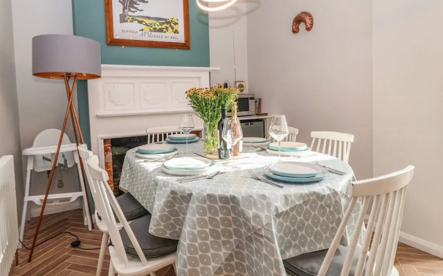 Sea Mouse Cottage