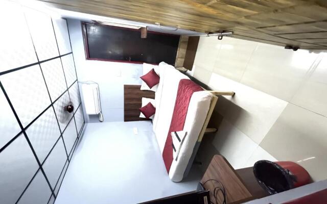 OYO 79516 Skyry Hotels