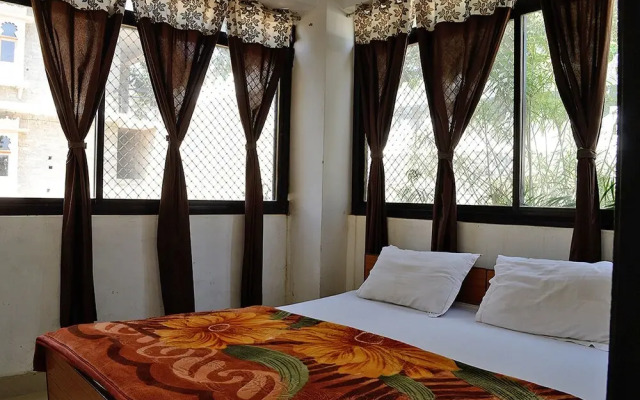 Sadanira Resort