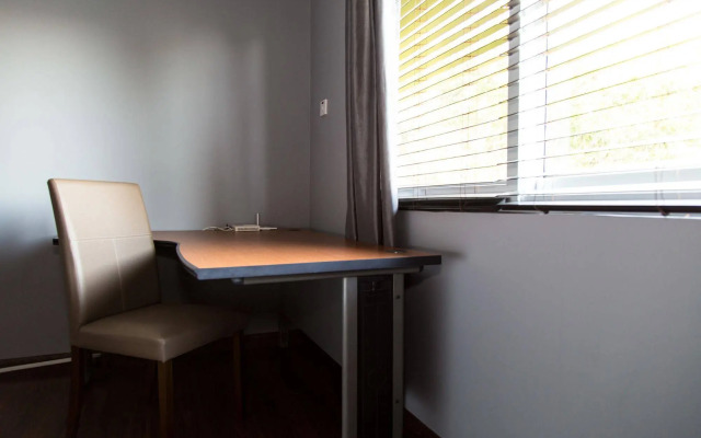 New Kingston Apartment at The Palms
