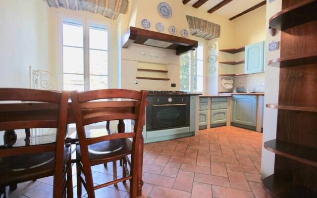 Triestevillas 3min to Beach, Sauna +jacuzzi +bbq