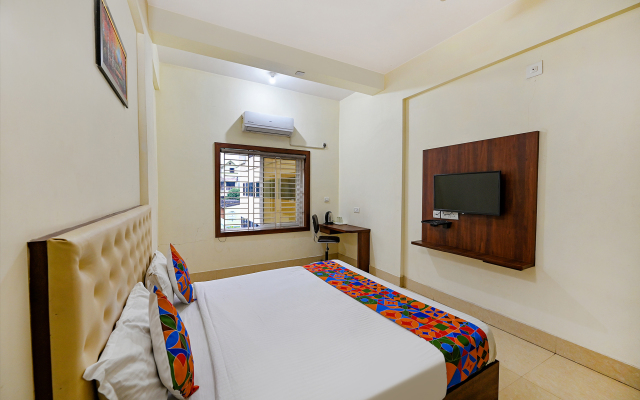 Capital O 28034 Triple Tree Hotels & Resorts