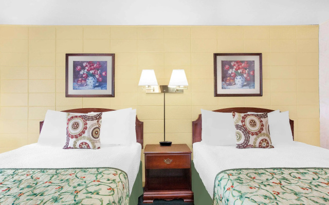 Knights Inn Fort Madison