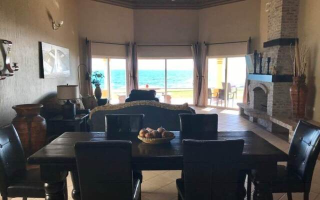 Villa 4 - 3 Br Villa