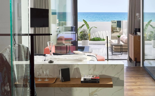 Dyo Suites