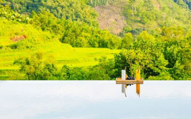 Puluong Natura Bungalow