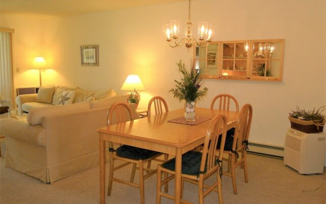 96 Eaton - 2 Bedroom Condo