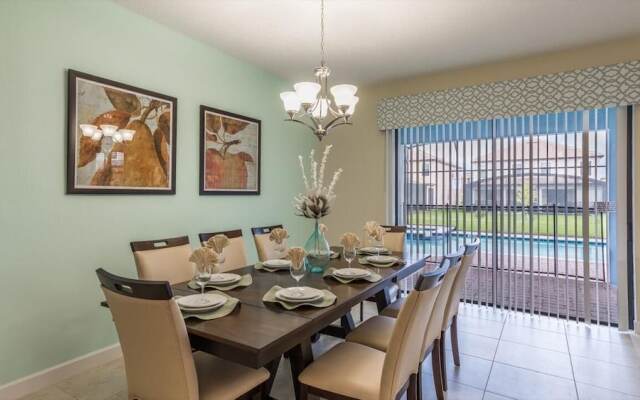 1470 Rolling Fairway Drive