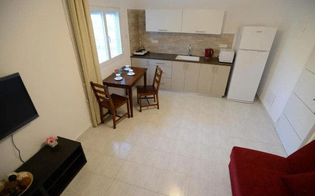 Olga Beach Apartments