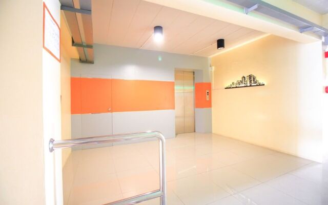 Oyo 349 Aroonrung House