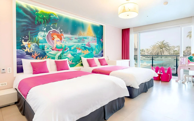 The Four Graces Resort