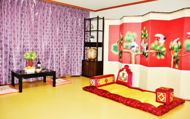 Chungju Grand Hotel