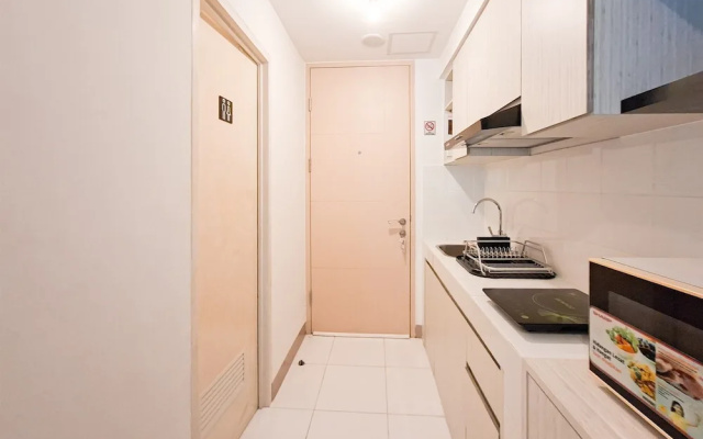 Minimalist And Restful Studio At Tokyo Riverside Pik 2 Apartment – Kitchen – Jakarta