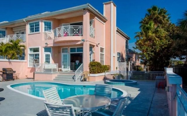 Luxury Beachfront Oasis With Private Pool - Btr 53777