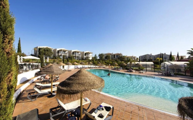 Sensational 2 Bedroom Townhouse 4 People