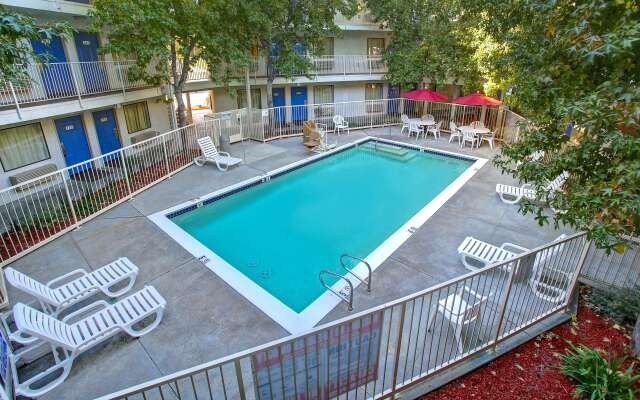 Motel 6 Sunnyvale, CA - North
